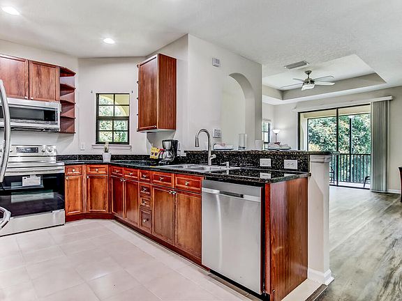 4th image of 455 La Travesia Flora St Unit A201