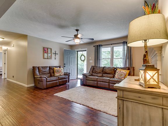 5th image of 6323 Norwood Dr