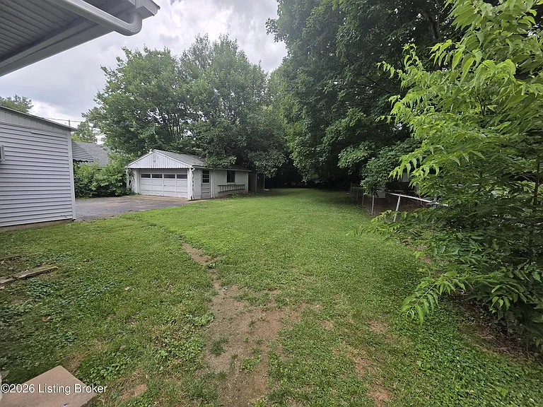 226 Granvil Dr — Photo 7