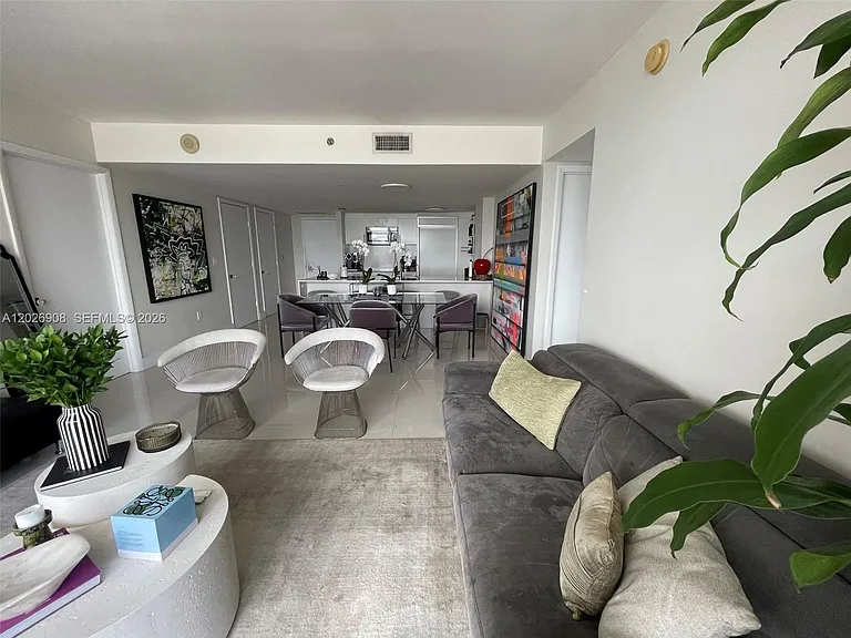 50 Biscayne Blvd #3411 — Photo 4