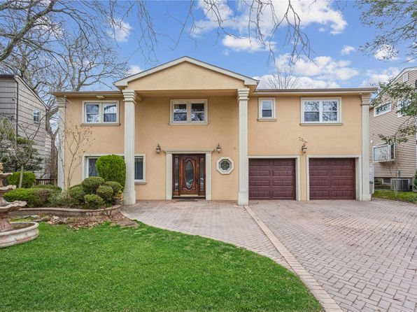 Valley Stream Ny Luxury Homes For Sale 113 Homes Zillow