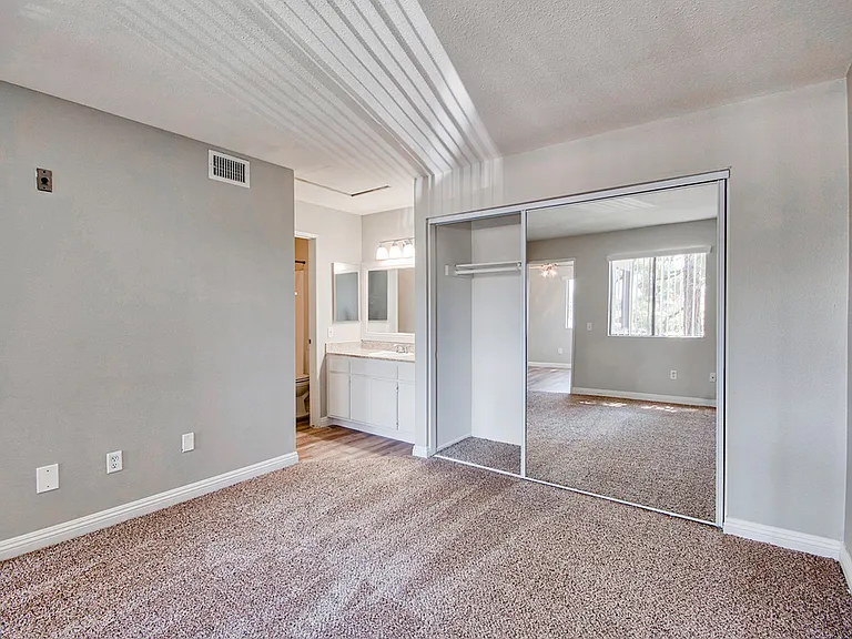 Stonewood Apartments — Photo 9
