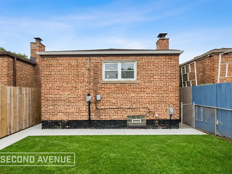 10935 S Buffalo Ave — Photo 14
