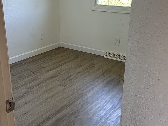 4th image of 601 Rizek Dr #5B