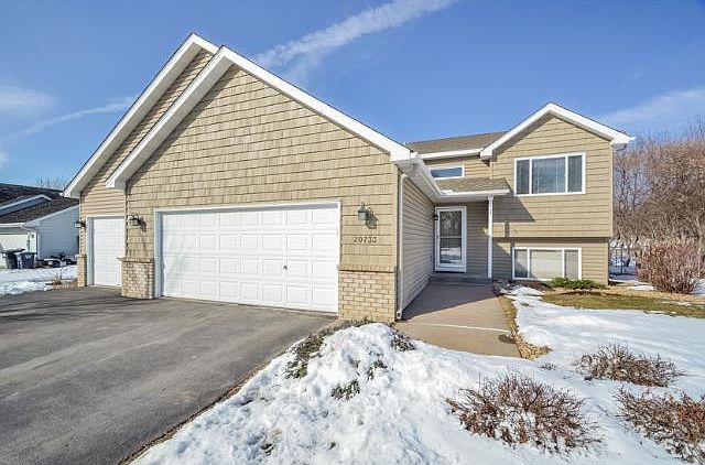 1st image of 20733 Glenbrook Ave N