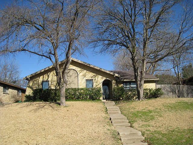 1st image of 3822 Lancelot Pl