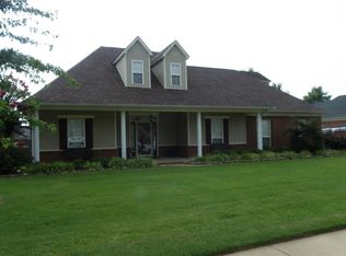 7043 Gunlock Dr, Millington, TN 38053