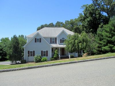 7 Bernon Dr, Lincoln, RI, 02865