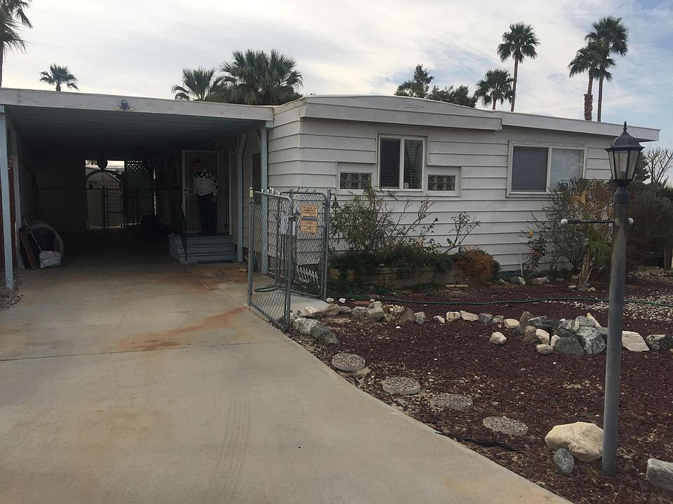 1st image of 69361 Parkside Dr