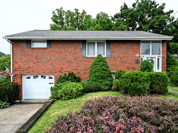 3791 Cynthia Dr, Pittsburgh, PA 15227
