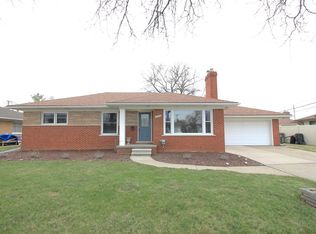20906 Thiele St, Saint Clair Shores, MI