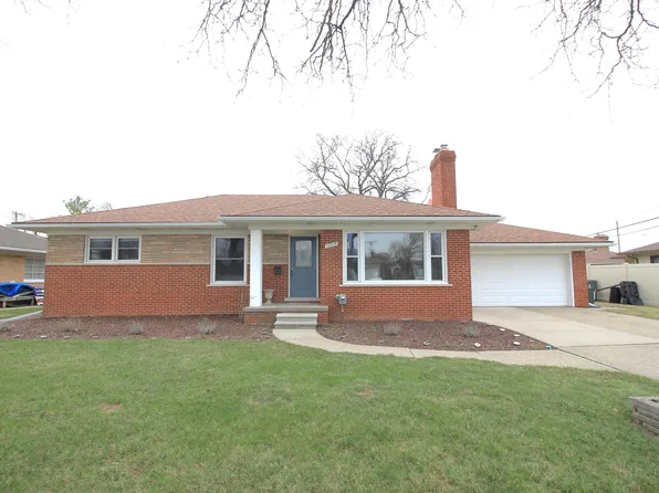 20906 Thiele St, Saint Clair Shores, MI 48081