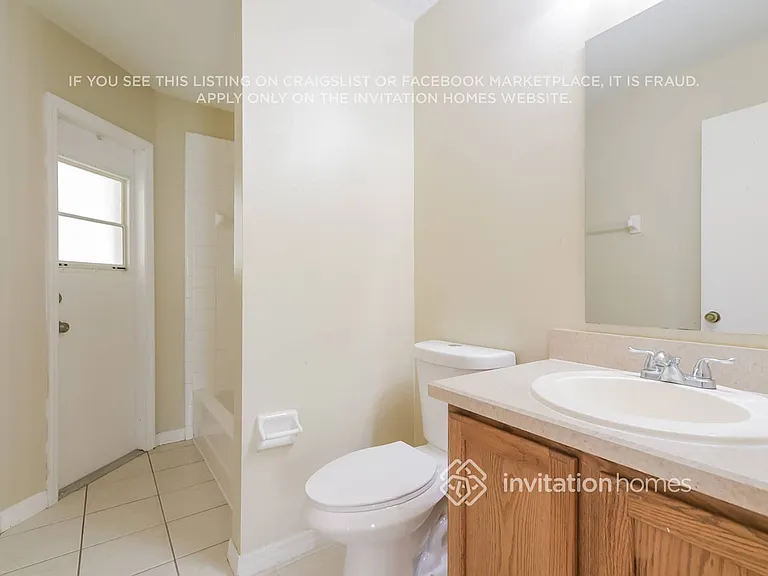 2442 Sweetwater Blvd — Photo 15