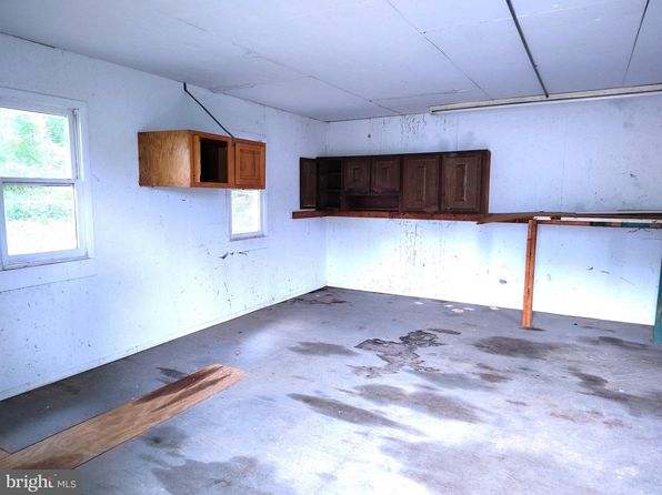 1912 Richmond Ave, Woodbridge, VA 22191