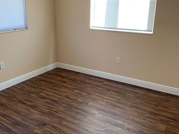 3rd image of 291 Woodette Dr APT 1