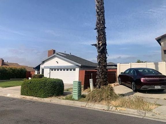2nd image of 940 Marjorie Dr
