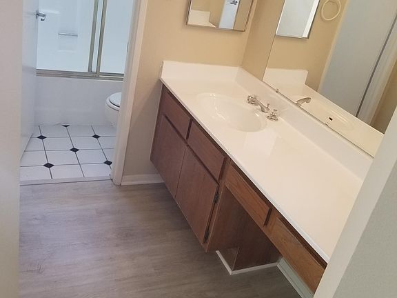 3rd image of 1253 Tivoli Ln Unit 27