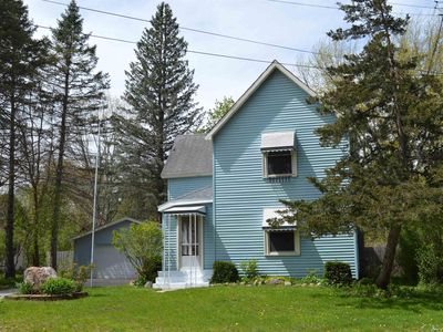 2573 Chestnut St, Central Lake, MI, 49622