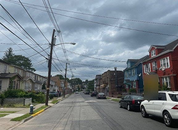 5th image of 81 Paine Ave