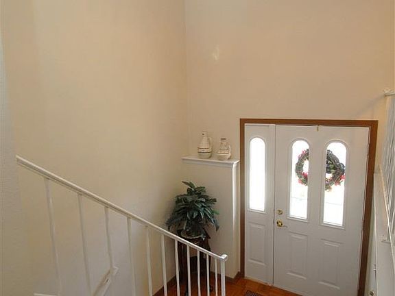 3rd image of 1645 W Devereux Dr