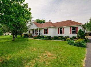 1045 Snead Dr, Murfreesboro, TN 37128