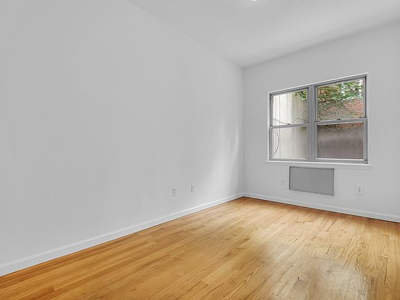 5th image of 363 Franklin Ave #1