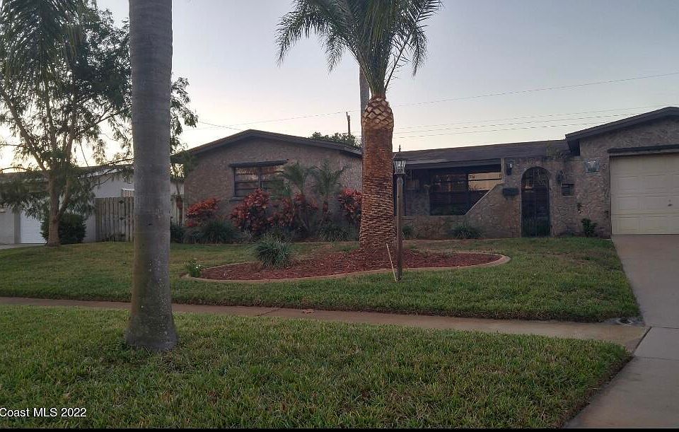 1st image of 1827 Ixora Dr W