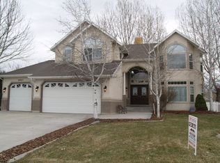 9907 Campaign Dr, South Jordan, UT 84095
