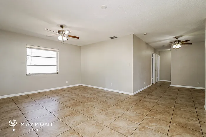 1733 Ragland Ave — Photo 6