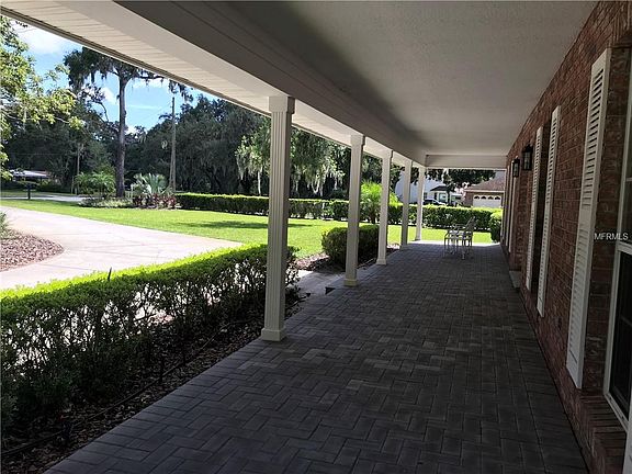 2nd image of 865 Wildwood Dr