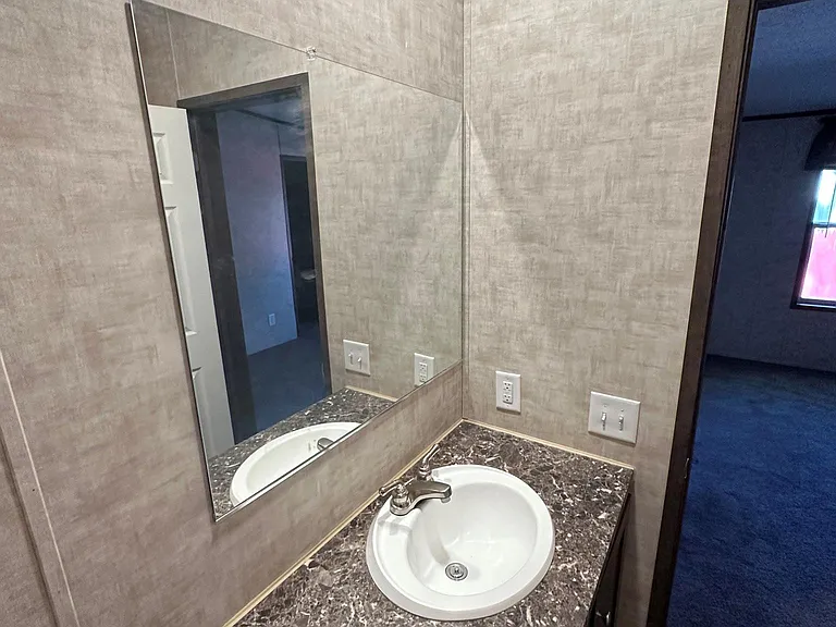 8229 Boston State Rd #33 — Photo 8