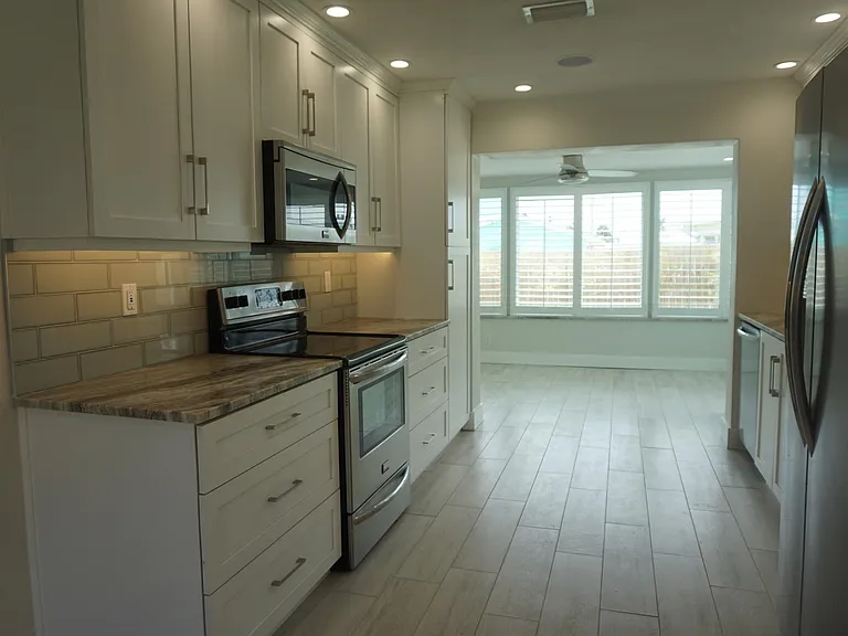 1 Seaside Dr — Photo 9