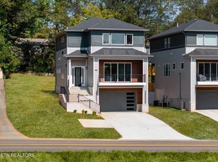 2319 Riverside Dr, Knoxville, TN 37915