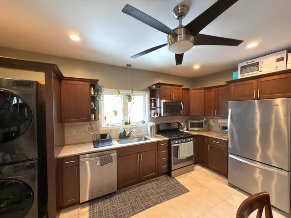 9 Amaranth Ave, Medford, MA