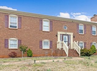 114 Old Post Rd, Lynchburg, VA 24502