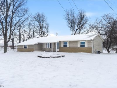 3212 Foxmoor St NE, Hartville, OH, 44632