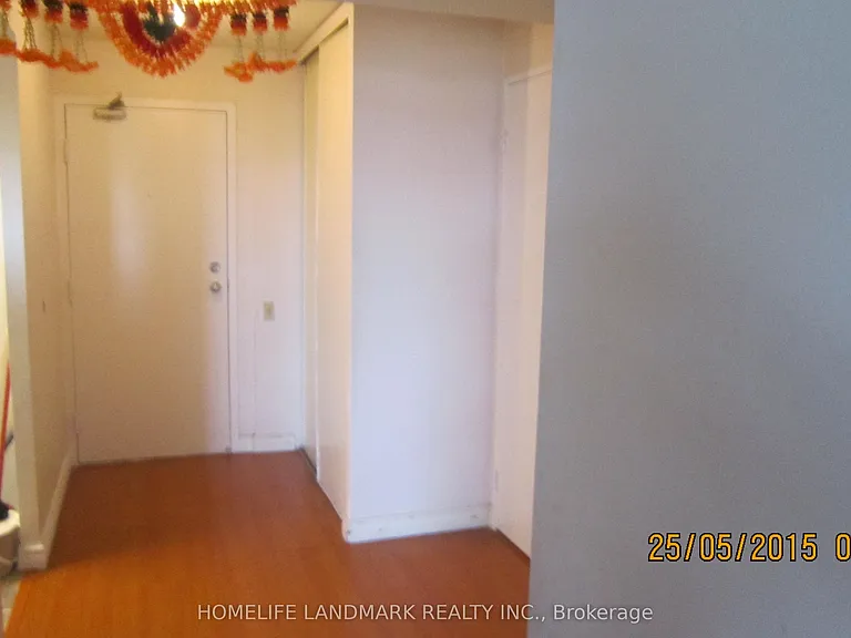 2460 Eglinton Ave E #901 — Photo 24