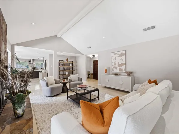 619 Rancho Bauer Dr, Houston, TX 77079