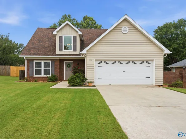 128 Park Meadow Dr, Madison, AL 35758