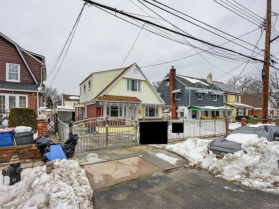2nd image of 10424 208th Street