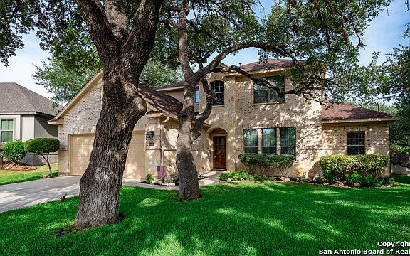 3rd image of 9435 Holly Pl
