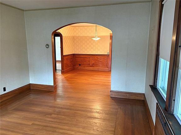 4th image of 55 Stevens Rd