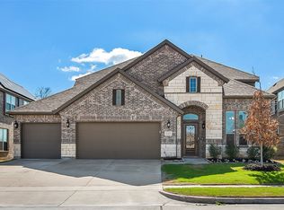 121 Providence Dr, Van Alstyne, TX 75495