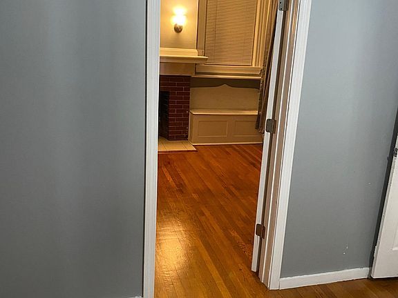 5th image of 138 Admiral St #1