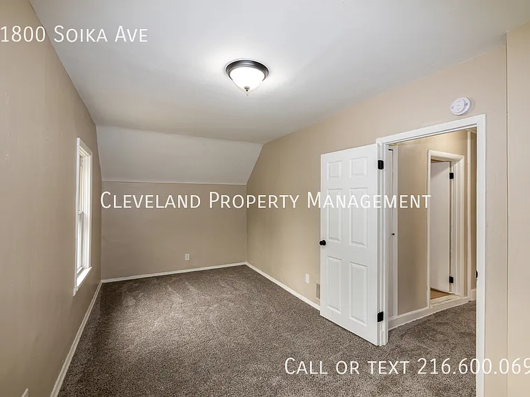 11800 Soika Ave — Photo 12