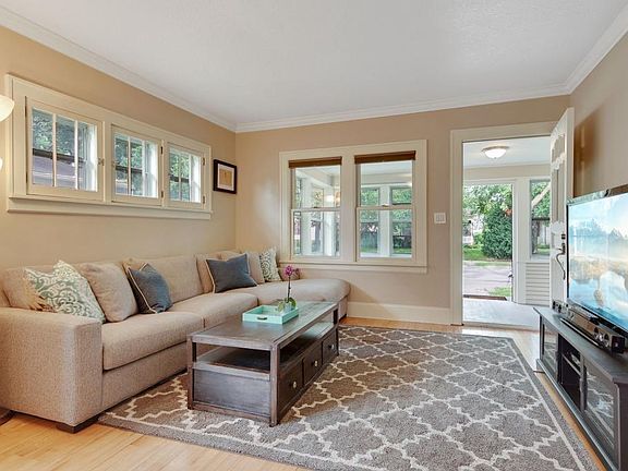 5th image of 4405 46th Ave S