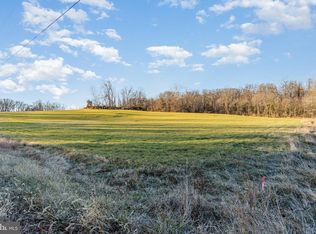 3 Schoolhouse Rd, Middletown, PA 17057