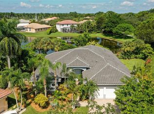 3997 Nighthawk Dr, Weston, FL 33331