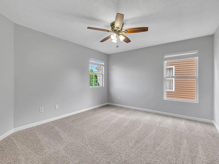 3418 Blaze Dr — Photo 35
