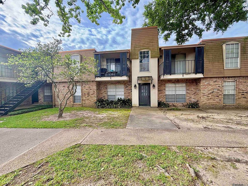 1st image of 2100 College Dr APT 120